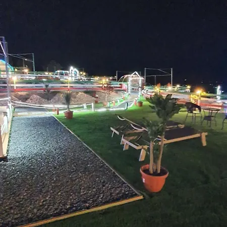 Maremonti Glamping Luxury tent Ancarano (Abruzzo)